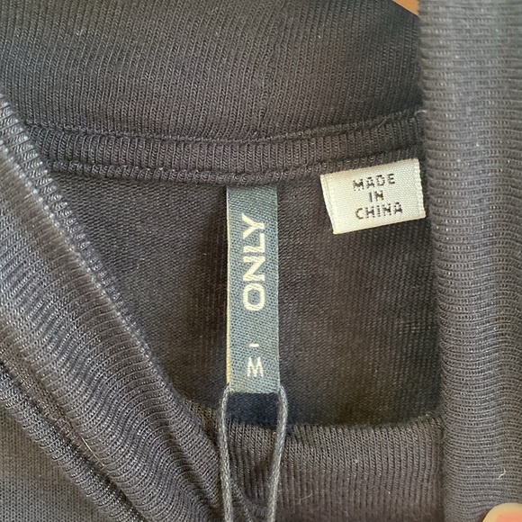 🆕 ONLY Sheer Turtleneck - Picture 4 of 6